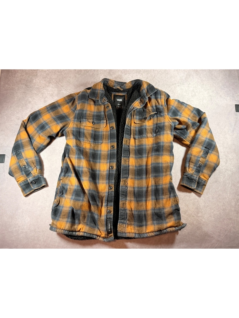 Vans Medium Classic Fit Sherpa Lined Plaid Jacket